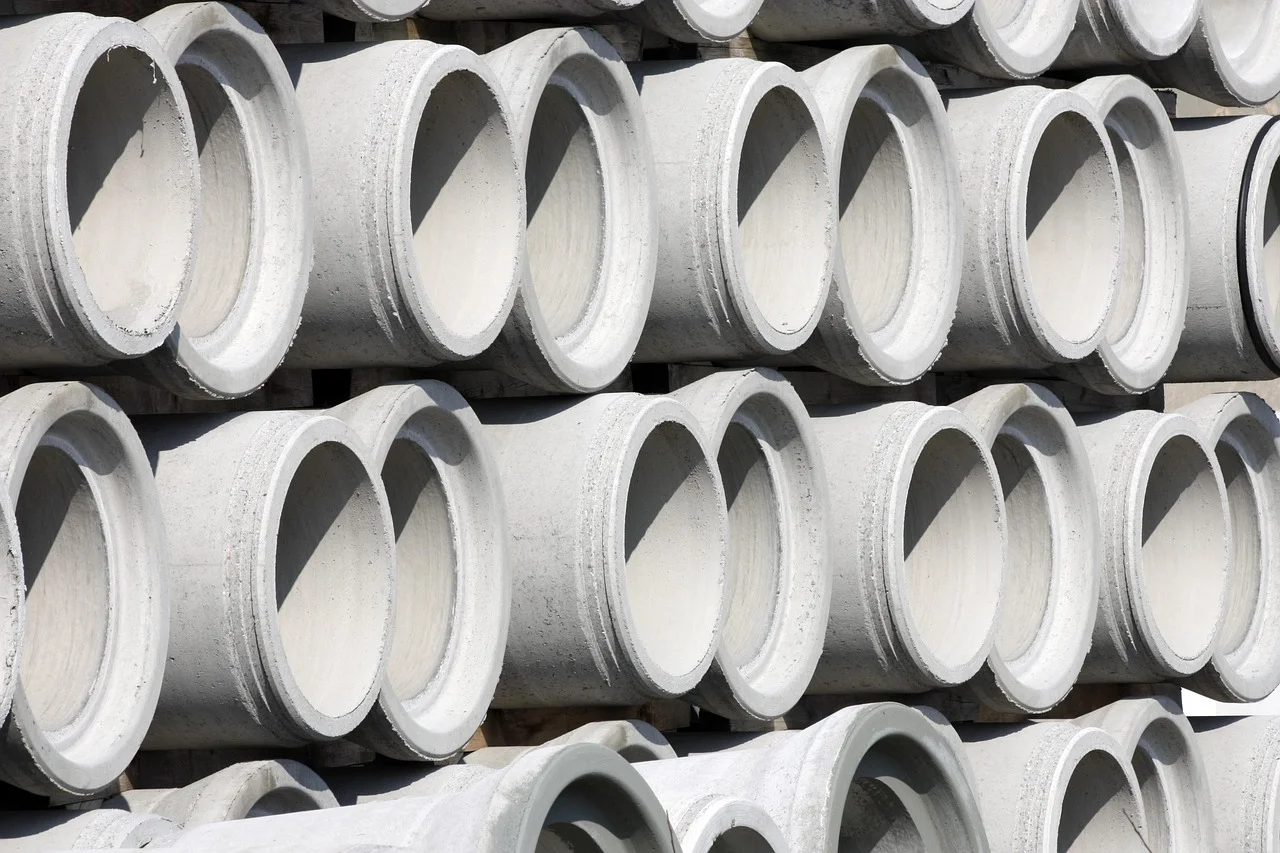 Wylewki betonowe pod ogrzewanie podłogowe: zasady i dylatacje